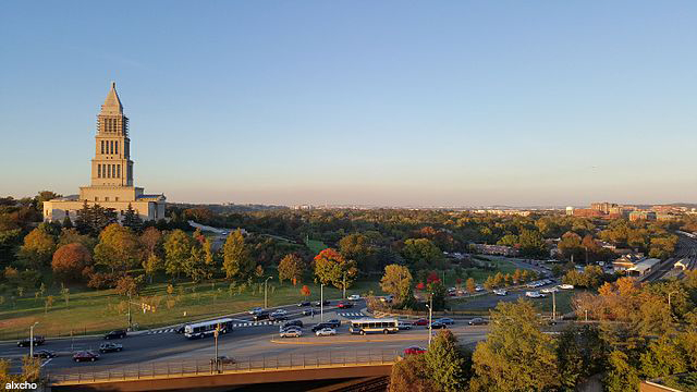 Alexandria_&_GW_Masonic_Memorial_Fall_2015