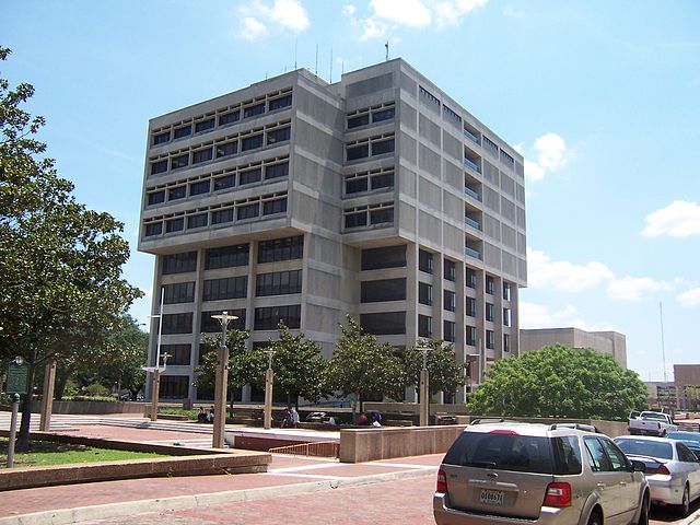 Baton_Rouge_Governmental_Building