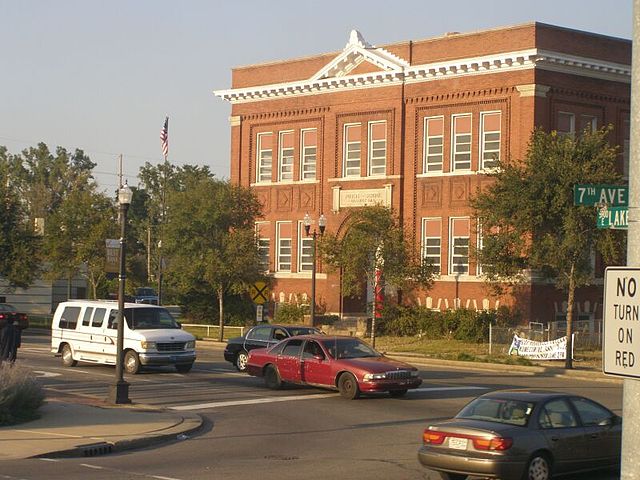 Gary_Indiana_P9190219_Miller_School_(Dist_8)